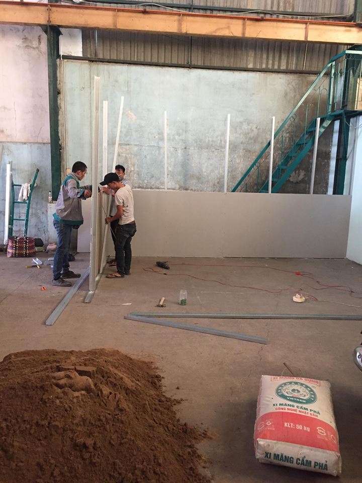 thi công trần vách thạch cao tại Quận 4