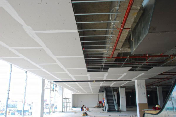 Thi công trần vách thạch cao tại Quận 3
